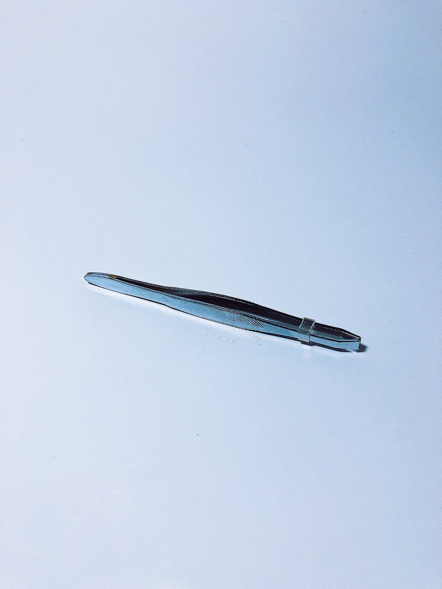 Tweezer Cuticle Nipper